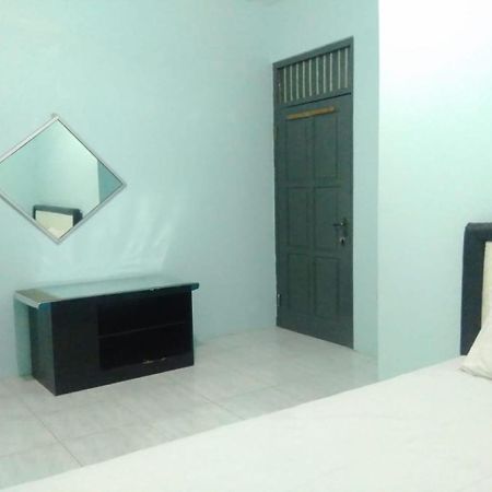 Oyo 90766 Gardenia Boarding House Purwokerto Exterior foto