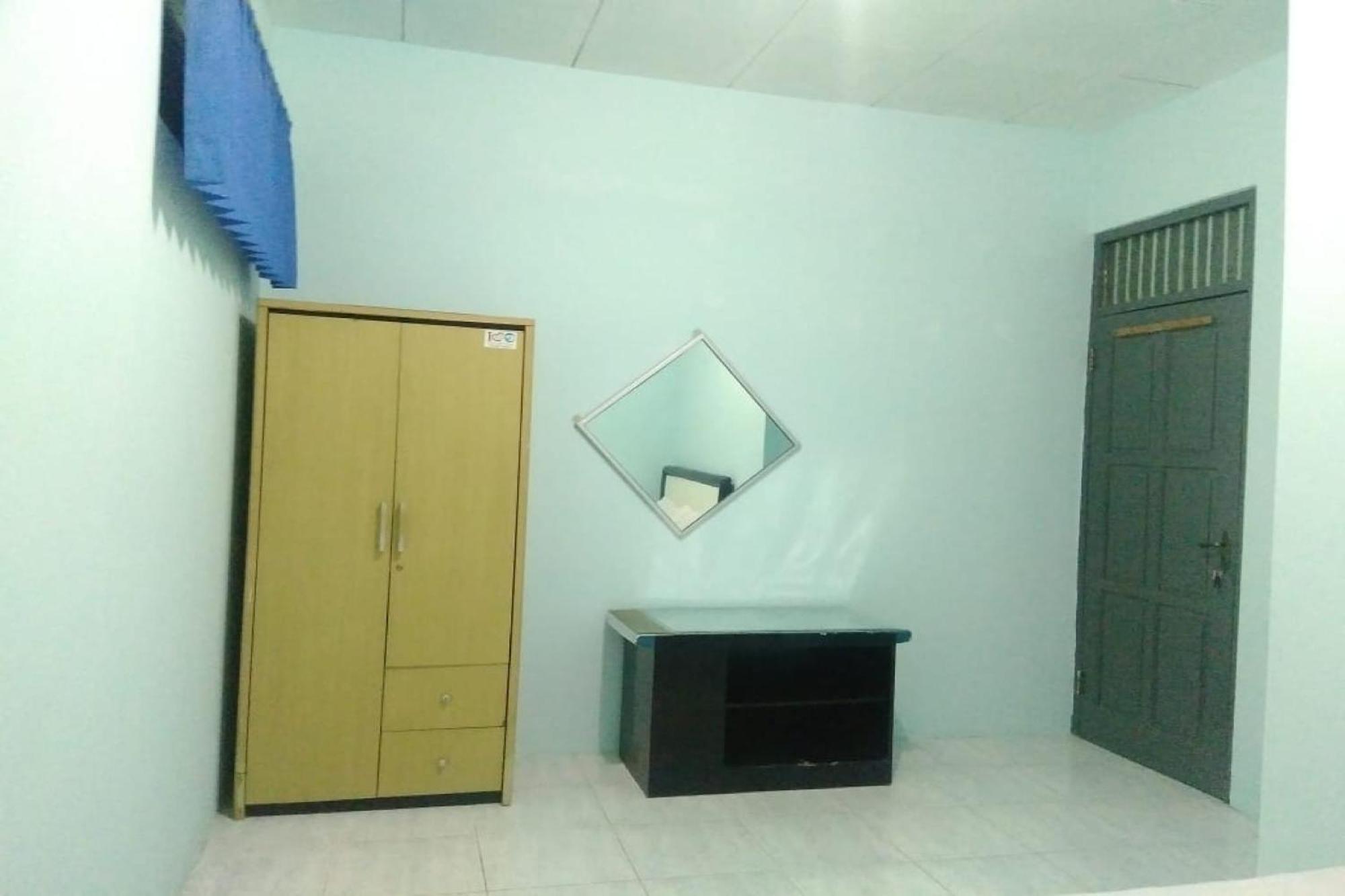 Oyo 90766 Gardenia Boarding House Purwokerto Exterior foto